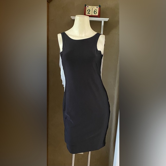 Bodycon Dress - White Fringe Accent / Backless Junior size L stretch fabric - Picture 11 of 11